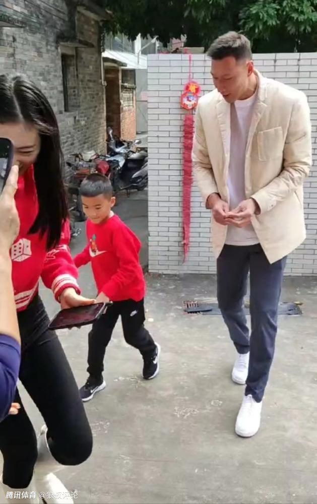 可惜安东·尤金不在了在本周二的投资者会议上，派拉蒙高管布莱恩·罗宾斯与制片人J·J·艾布拉姆斯透露，克里斯·派恩、扎克瑞·昆图、西蒙·佩吉、卡尔·厄本、佐伊·索尔达娜、约翰·赵正在商谈回归将于2023年12月22日公映的 《星际迷航4》，计划今年年底开机